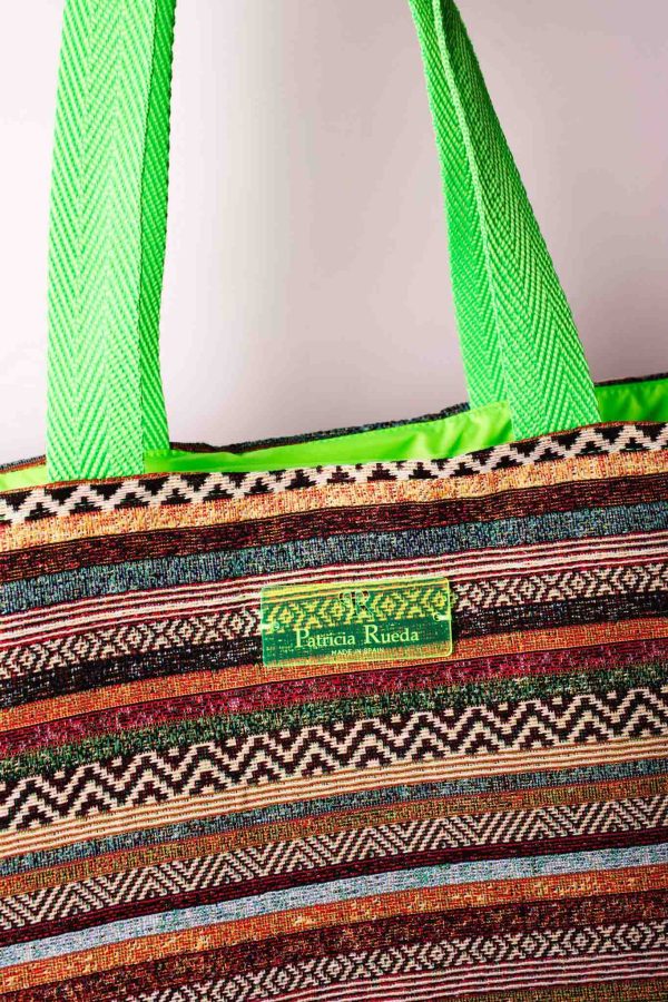 Bolsa Nijar WhatsApp Image 2025 04 14 at 17.34.03